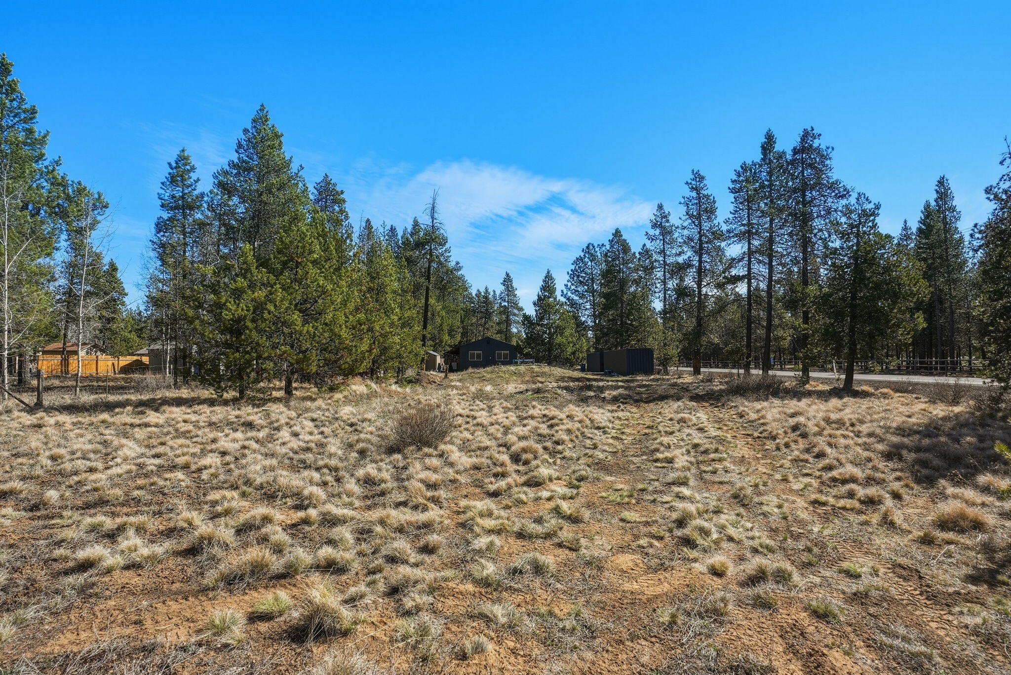 55601 Swan Road Bend, OR 97707 - Photo 33 of 41 50-web-or-mls-Riley_Visuals_050