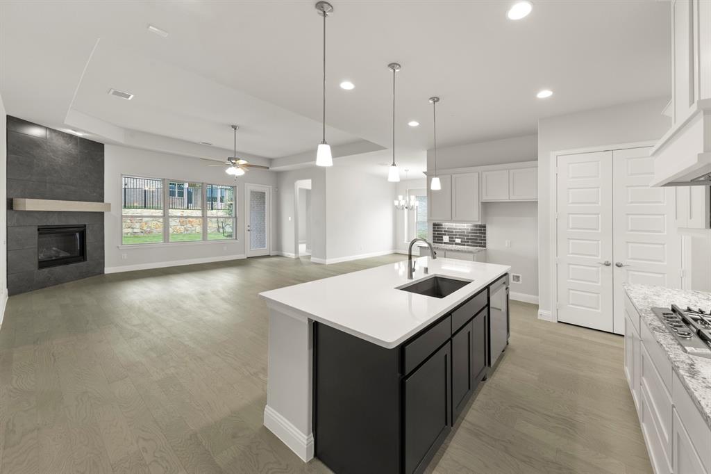 1921 Wishon Road Celina, TX 75009 - Photo 13 of 28 12_13. 1921 Wishon - Kitchen (3)