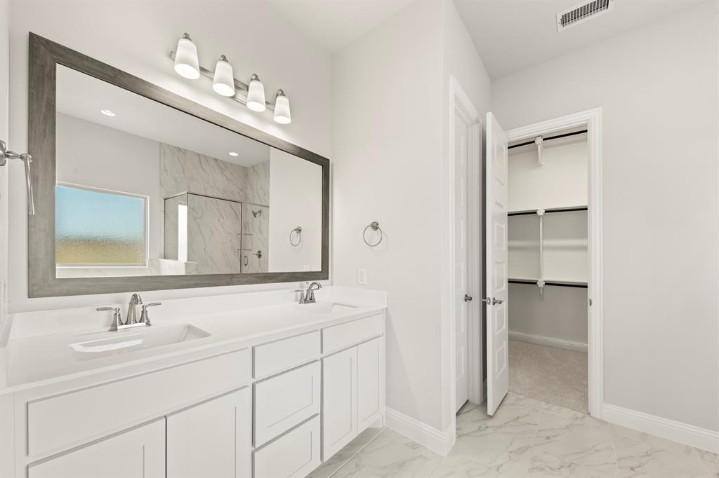 1921 Wishon Road Celina, TX 75009 - Photo 22 of 28 21_22. 1921 Wishon - Bath (2)