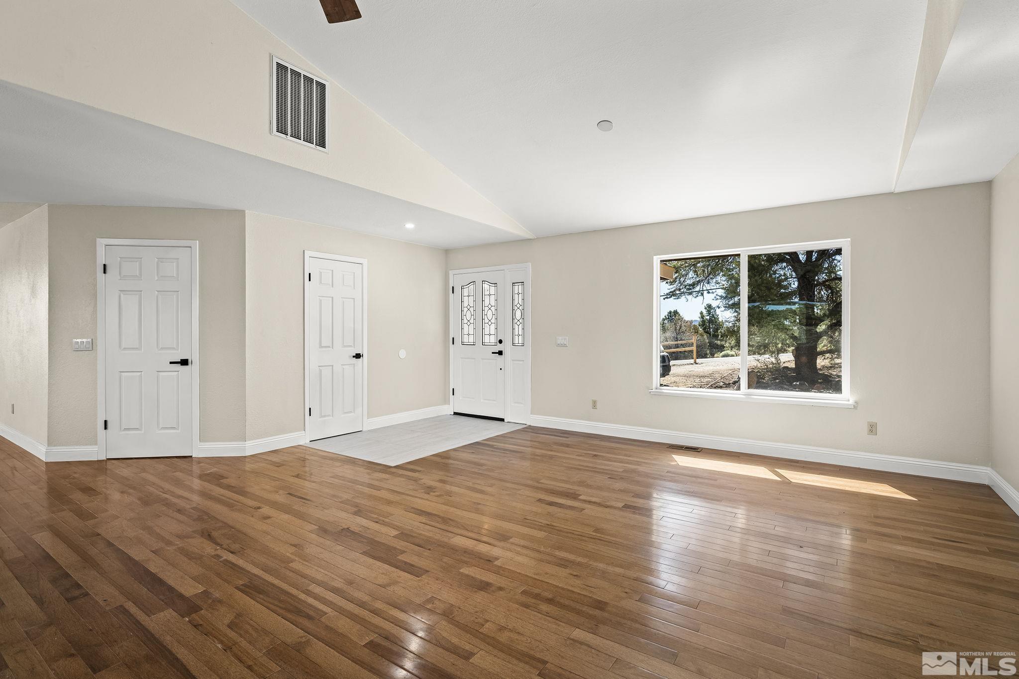 2170 Cartwright Road Reno, NV 89521 - Photo 13 of 32 Photo 13