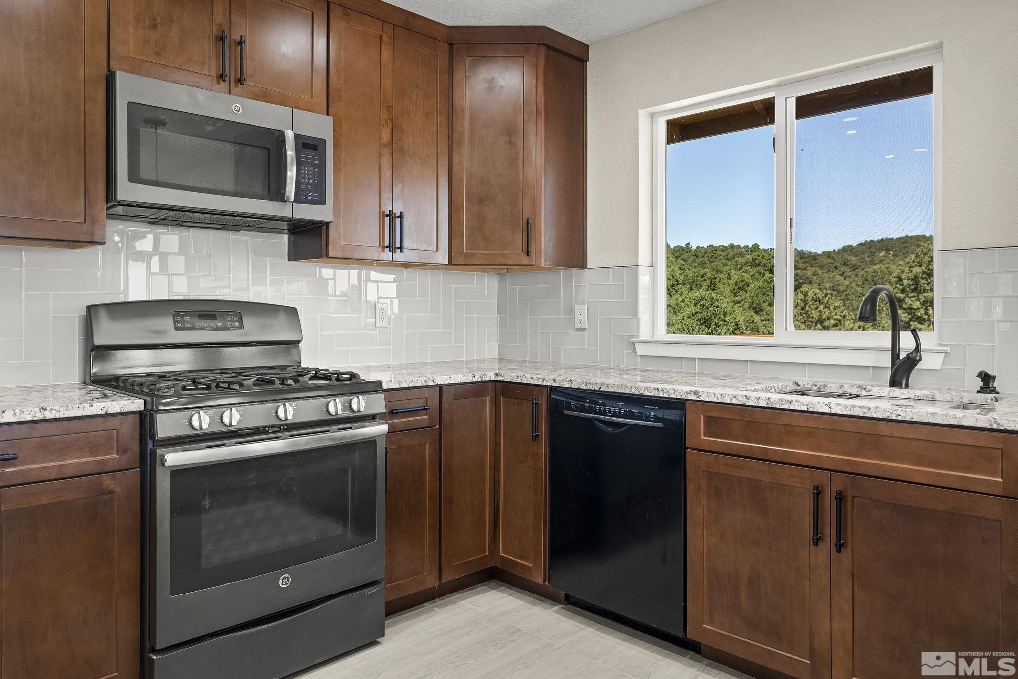 2170 Cartwright Road Reno, NV 89521 - Photo 19 of 32 Photo 19