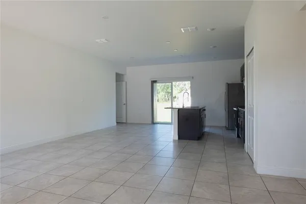 $1,900 | 422 Marion Oaks Course, Ocala, FL 34473