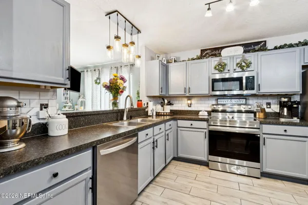 $292,000 | 96055 Aqua Vista Court, Yulee, FL 32097