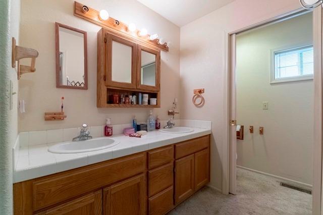 3296 Bursell Road Central Point, OR 97502 - Photo 13 of 32 Additional Photo