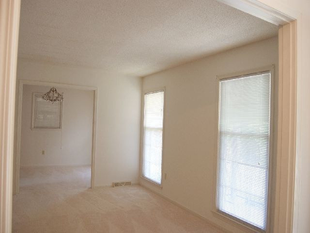 600 Rantowles Road Anderson, SC 29621 - Photo 3 of 10
