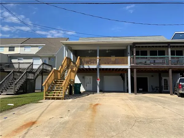 $289,000 | 176 Lakeview Drive, Unit A, Slidell, LA 70458