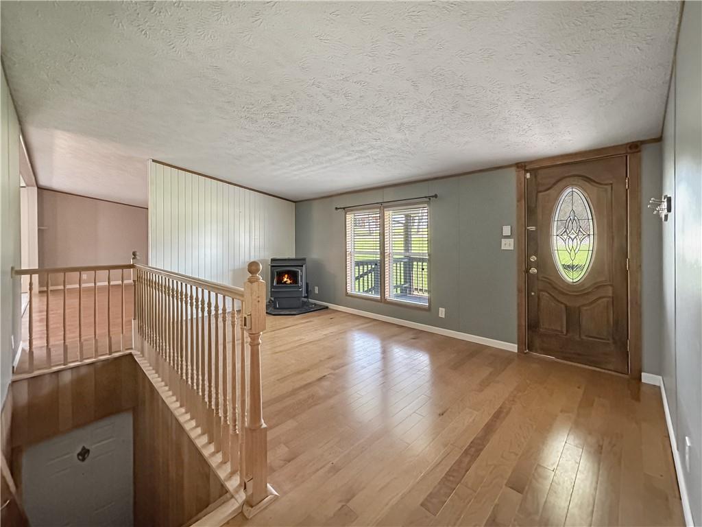 1115 Martin Road Tarentum, PA 15084 - Photo 7 of 26