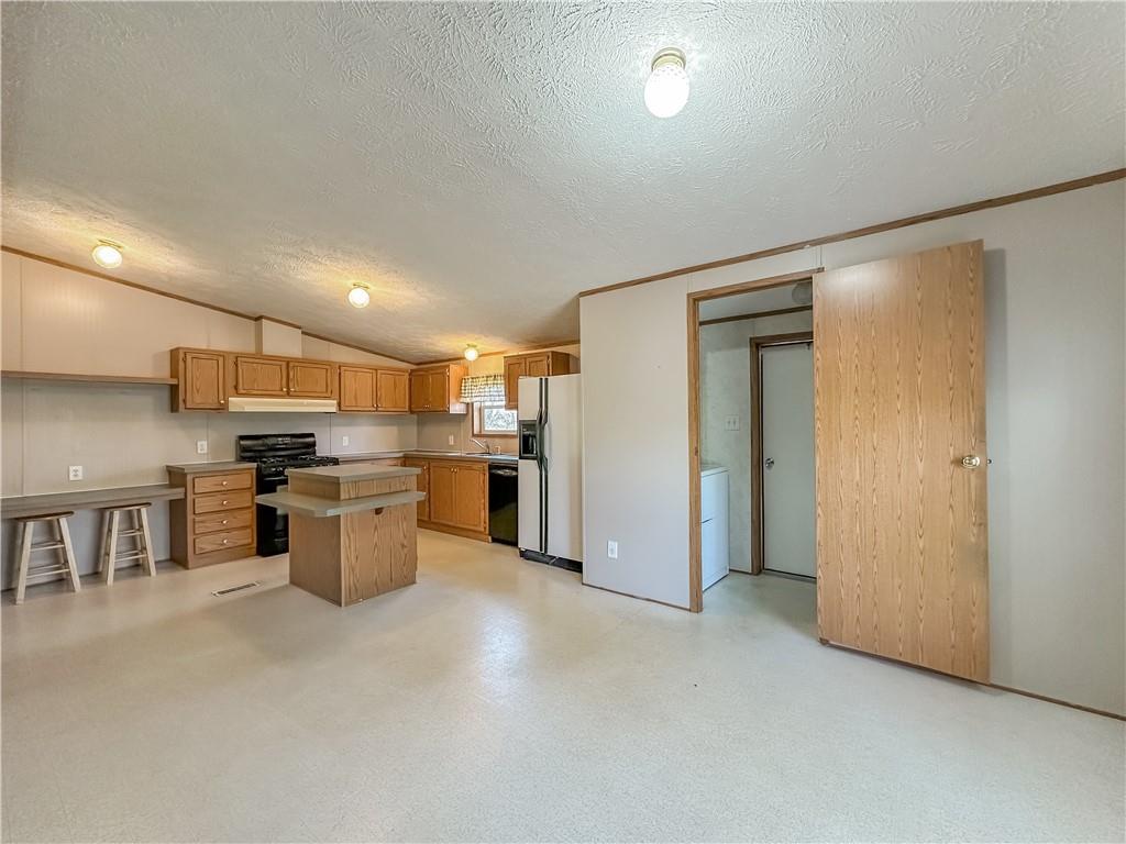 1115 Martin Road Tarentum, PA 15084 - Photo 9 of 26