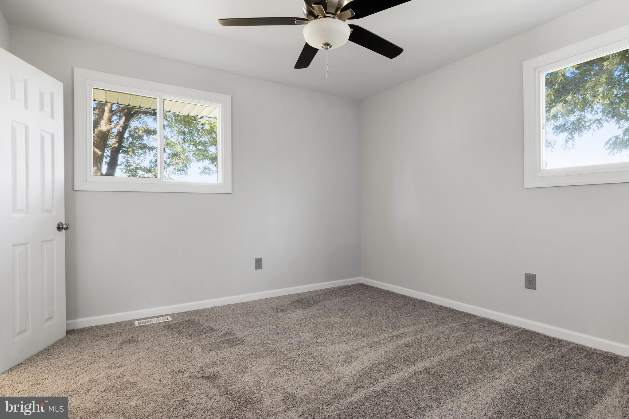 1104 Laurel Road Edgewater Park, NJ 08010 - Photo 15 of 25 Primary Bedroom