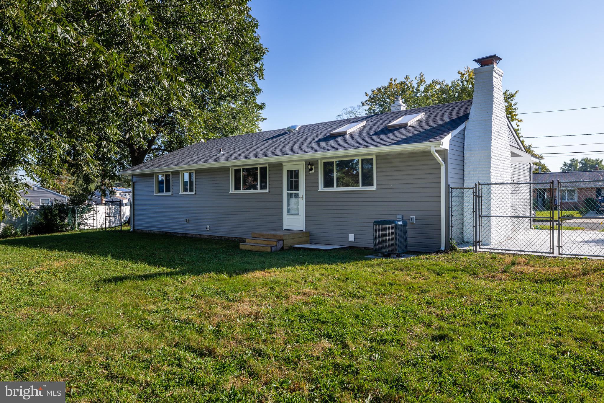 1104 Laurel Road Edgewater Park, NJ 08010 - Photo 22 of 25 Back Exterior
