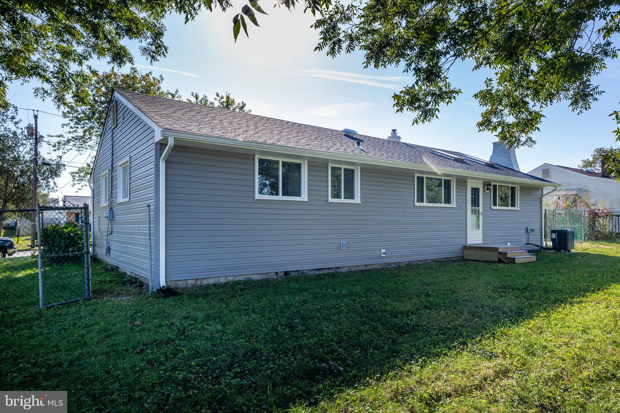 1104 Laurel Road Edgewater Park, NJ 08010 - Photo 23 of 25 Back Exterior