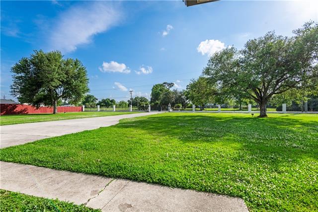 2314 Bayou Blue Road Houma, LA 70364 - Photo 3 of 22