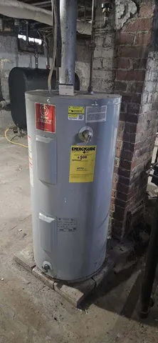 $259,500 | 4 Gilbert Street, Orono, ME 04473