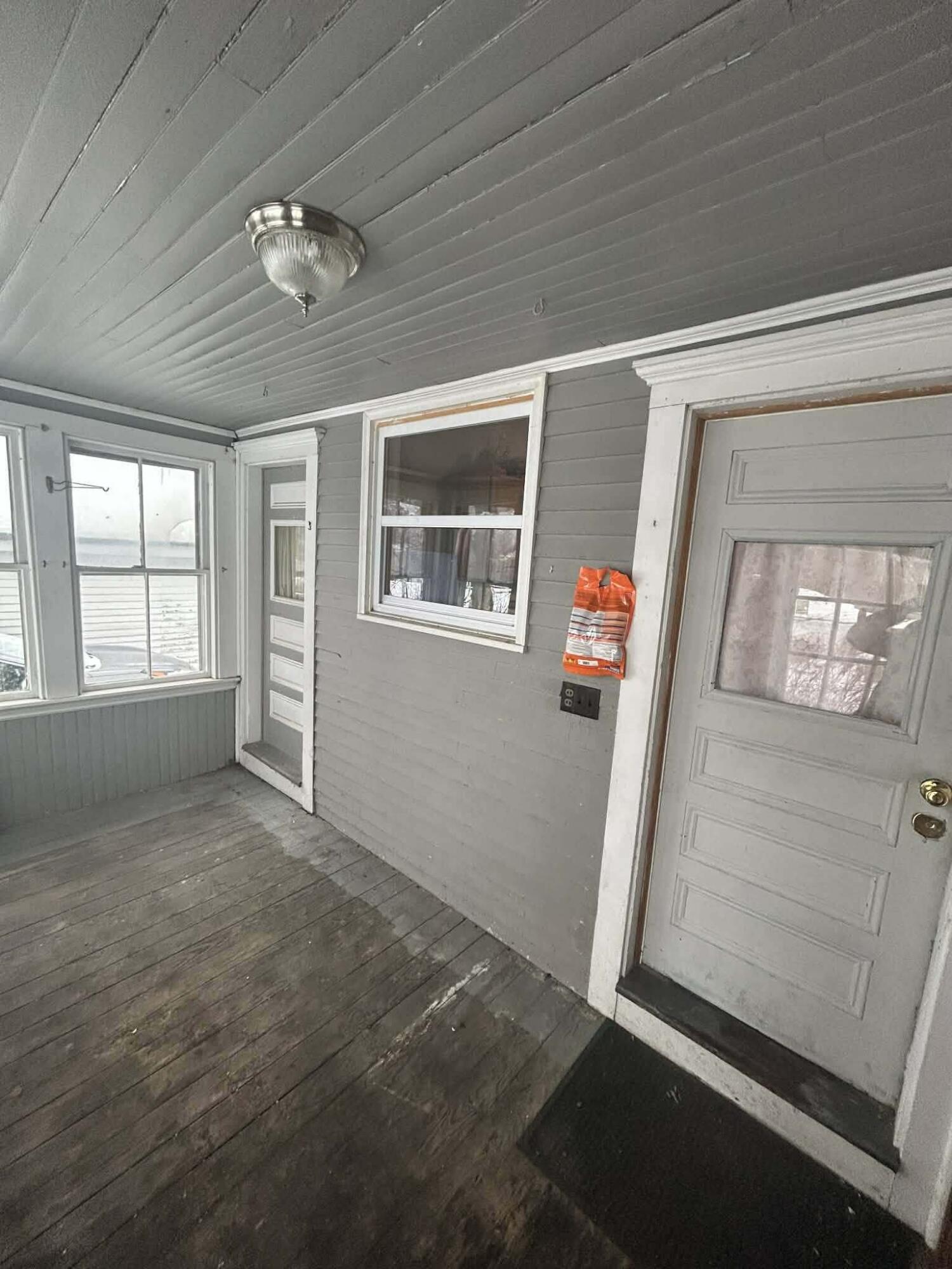 4 Gilbert Street Orono, ME 04473 - Photo 5 of 38 5