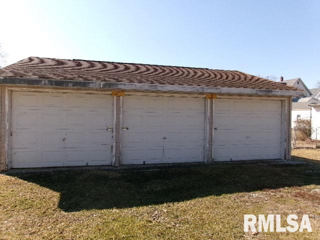 837 East Chestnut Street Canton, IL 61520 - Photo 15 of 15