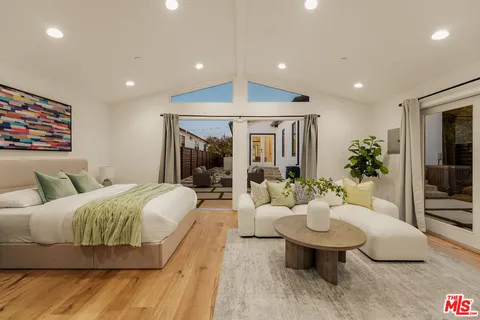 $2,295,000 | 4241 Beethoven Street, Los Angeles, CA 90066