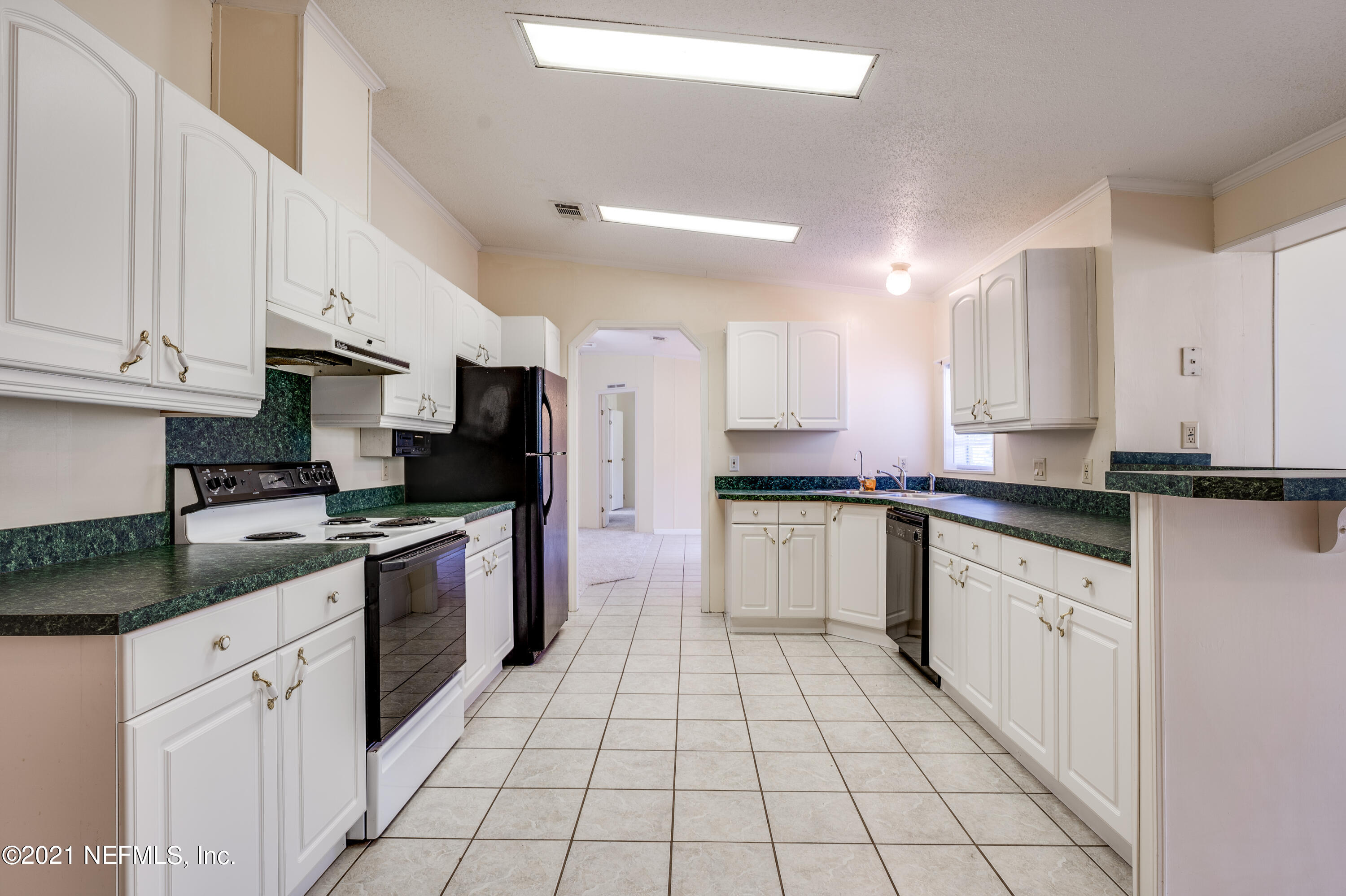 2007 Rose Ridge Court Middleburg, FL 32068 - Photo 12 of 40 20210907 2007 Rose Ridge Ct012LARGE