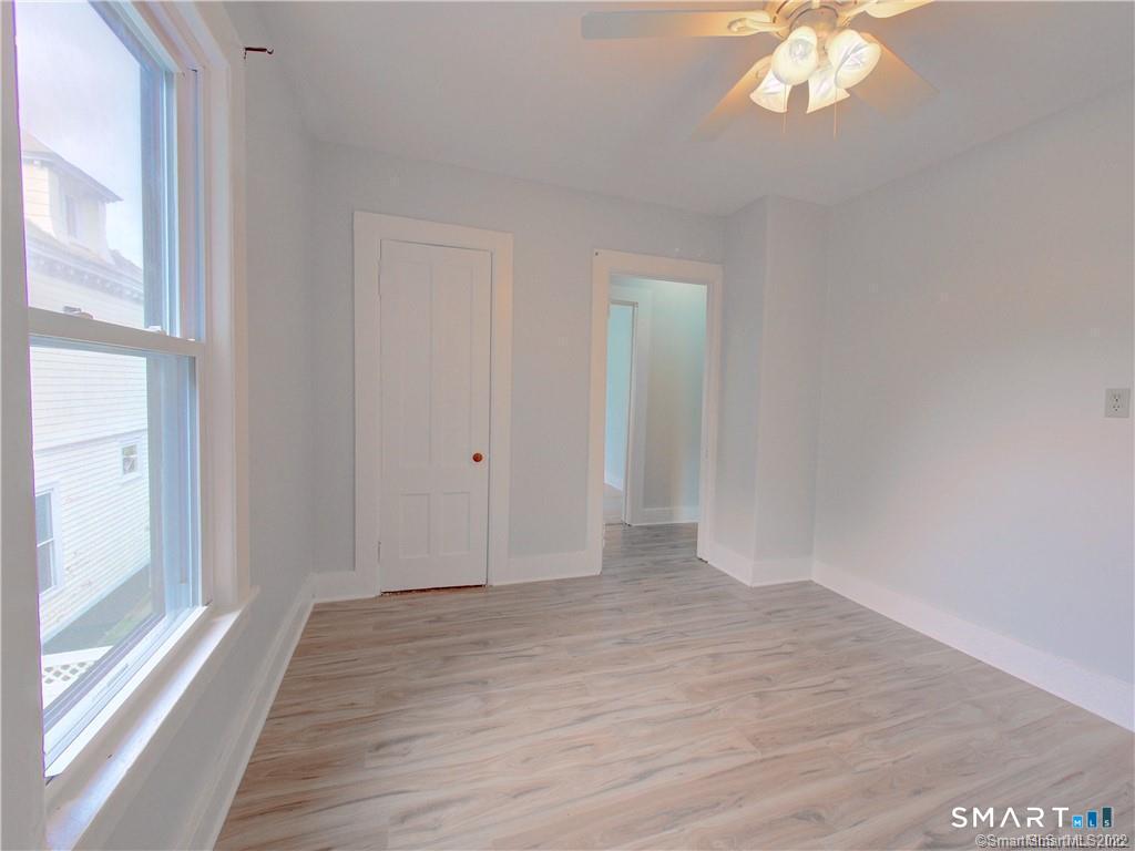 251 Williams Street, Unit 2 New London, CT 06320 - Photo 11 of 19