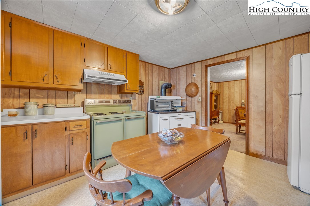 809 Roaring Fork Road Creston, NC 28615 - Photo 11 of 45