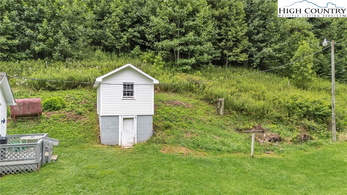 809 Roaring Fork Road Creston, NC 28615 - Photo 31 of 45