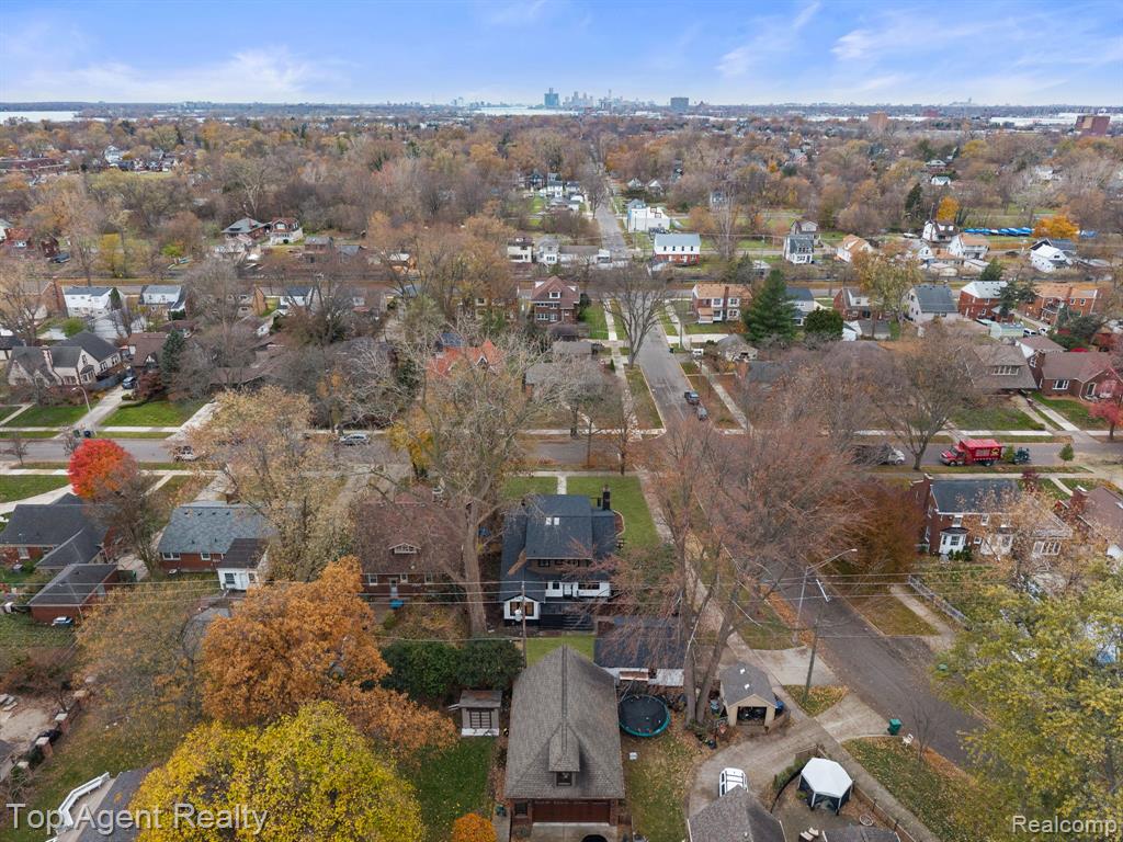 784 Barrington Road Grosse Pointe Park, MI 48230 - Photo 54 of 58