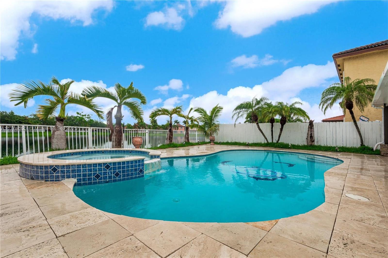 2845 Northeast 41st Road Homestead, FL 33033 - Photo 4 of 24 Gallery Image 4