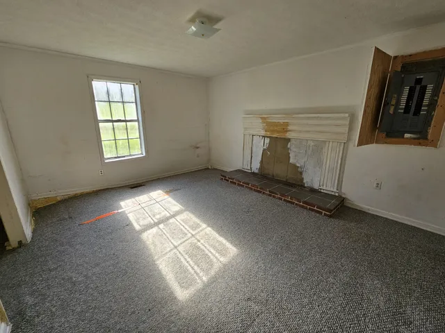 $189,900 | 2740 Gladdice Highway, Whitleyville, TN 38588