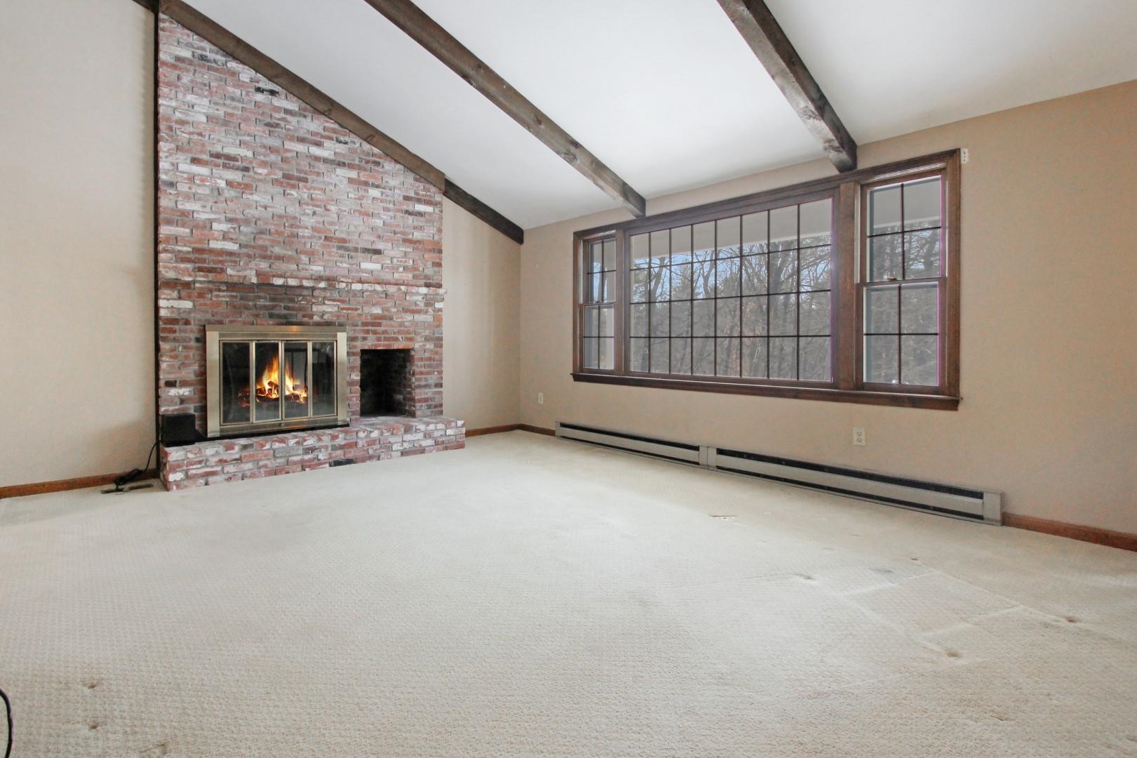 38 Meetinghouse Road Windham, NH 03087 - Photo 3 of 29