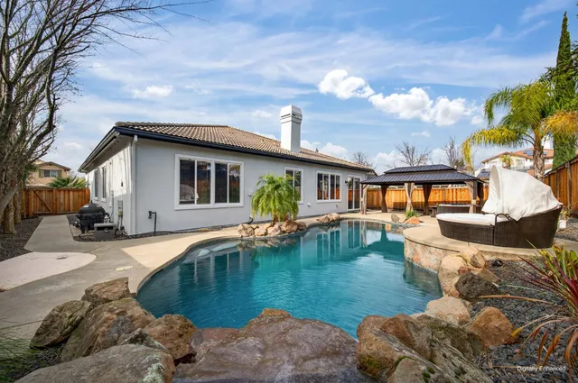 $779,000 | 2509 Century Oak Drive, Lincoln, CA 95648