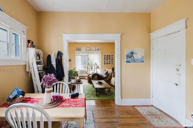 $174,900 | 209 North Springer Street, Carbondale, IL 62901