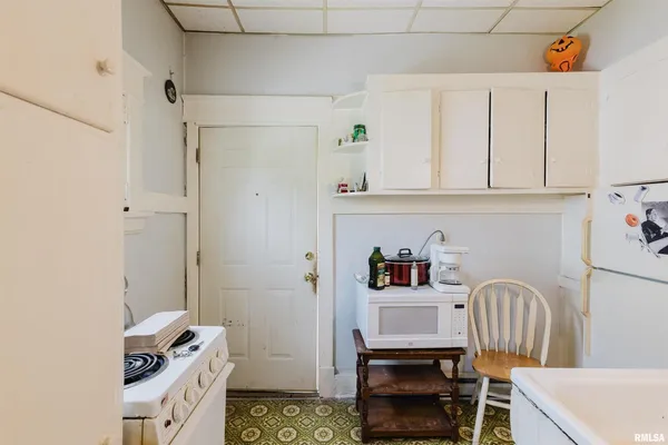 $174,900 | 209 North Springer Street, Carbondale, IL 62901