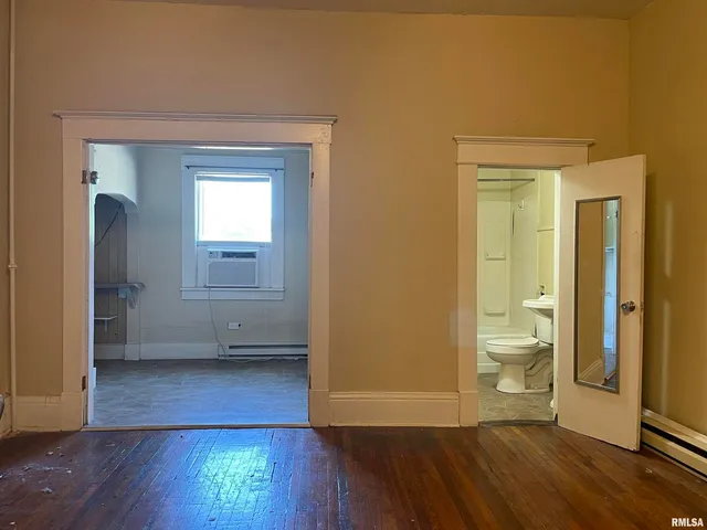 $174,900 | 209 North Springer Street, Carbondale, IL 62901