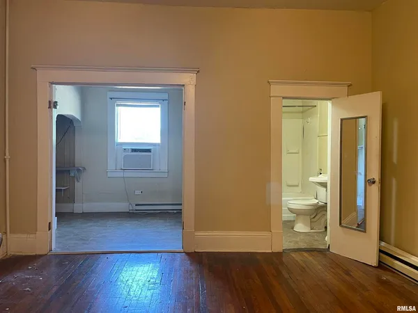 $174,900 | 209 North Springer Street, Carbondale, IL 62901