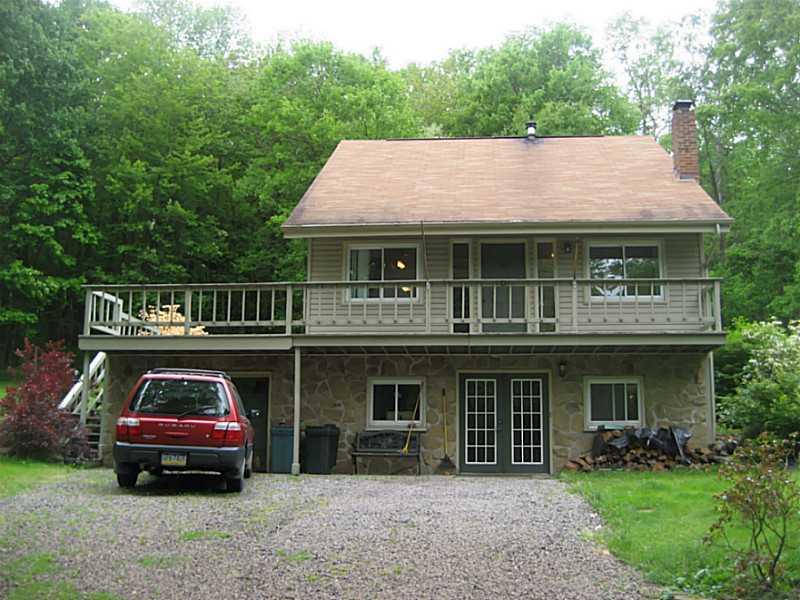 257 Euclid Road Butler, PA 16001 - Photo 1 of 22 Exterior Front.
