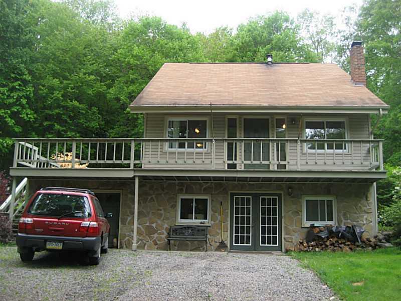 257 Euclid Road Butler, PA 16001 - Photo 2 of 22 Exterior Front.