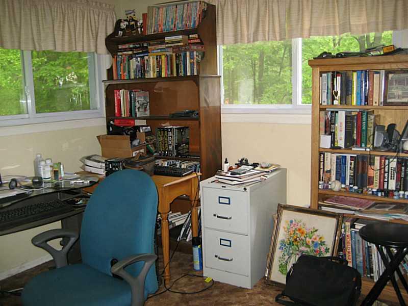 257 Euclid Road Butler, PA 16001 - Photo 12 of 22 Bedroom.
