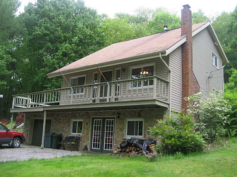 257 Euclid Road Butler, PA 16001 - Photo 4 of 22 Exterior Front.