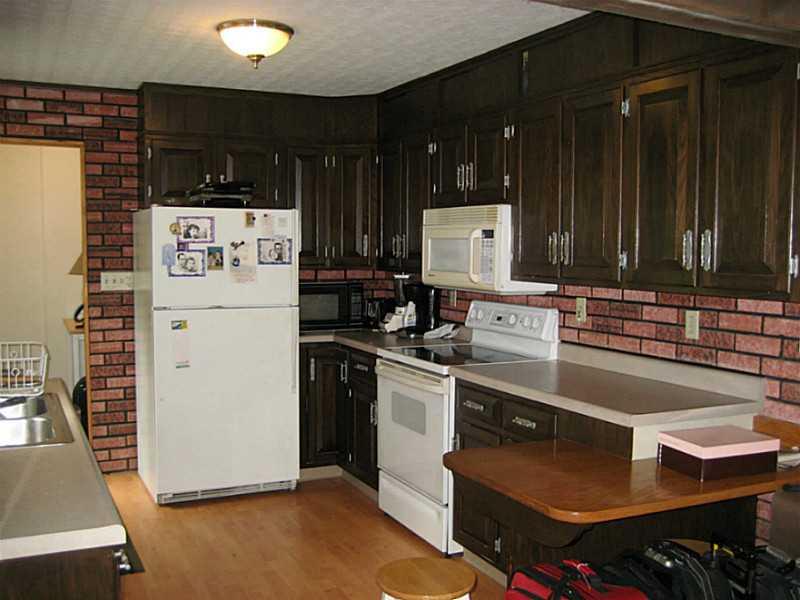 257 Euclid Road Butler, PA 16001 - Photo 9 of 22 Kitchen.