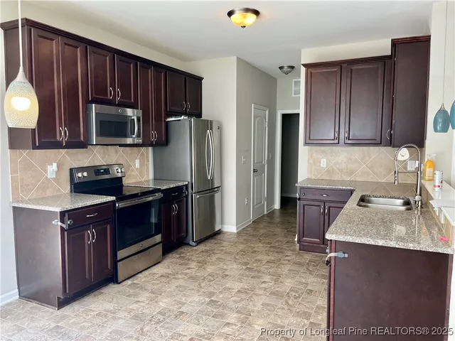 $1,900 | 162 Watchmen Lane, Cameron, NC 28326