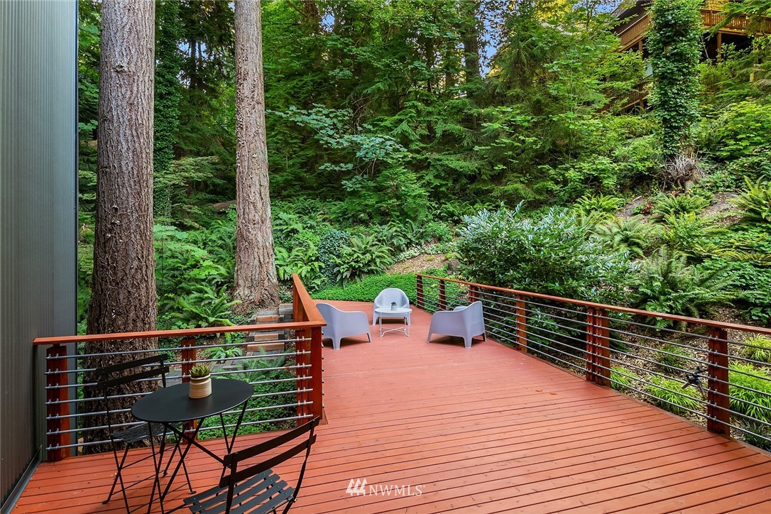 5340 Butterworth Road Mercer Island, WA 98040 - Photo 11 of 39