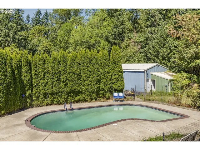 a view of outdoor space yard and entertaining space