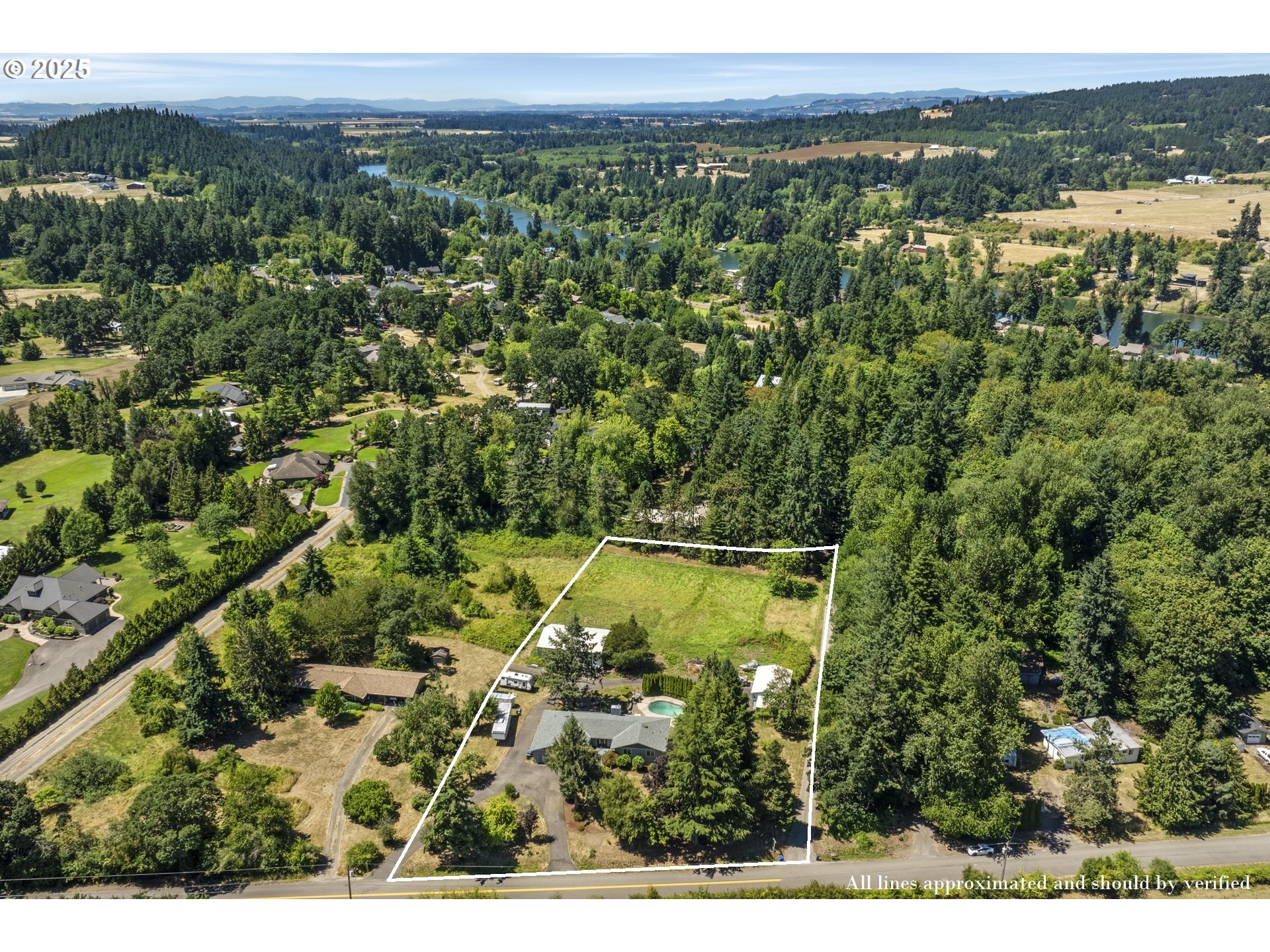 23851 Schultz Road Northeast Aurora, OR 97002 - Photo 3 of 48