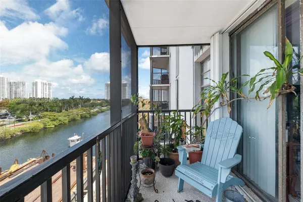$199,000 | 3475 North Country Club Drive, Unit 619, Aventura, FL 33180
