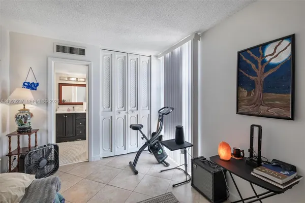 $199,000 | 3475 North Country Club Drive, Unit 619, Aventura, FL 33180