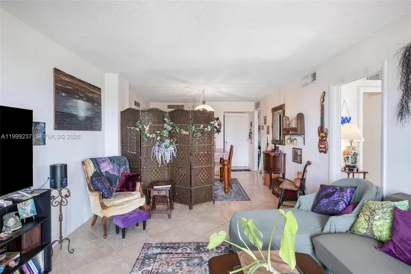$199,000 | 3475 North Country Club Drive, Unit 619, Aventura, FL 33180