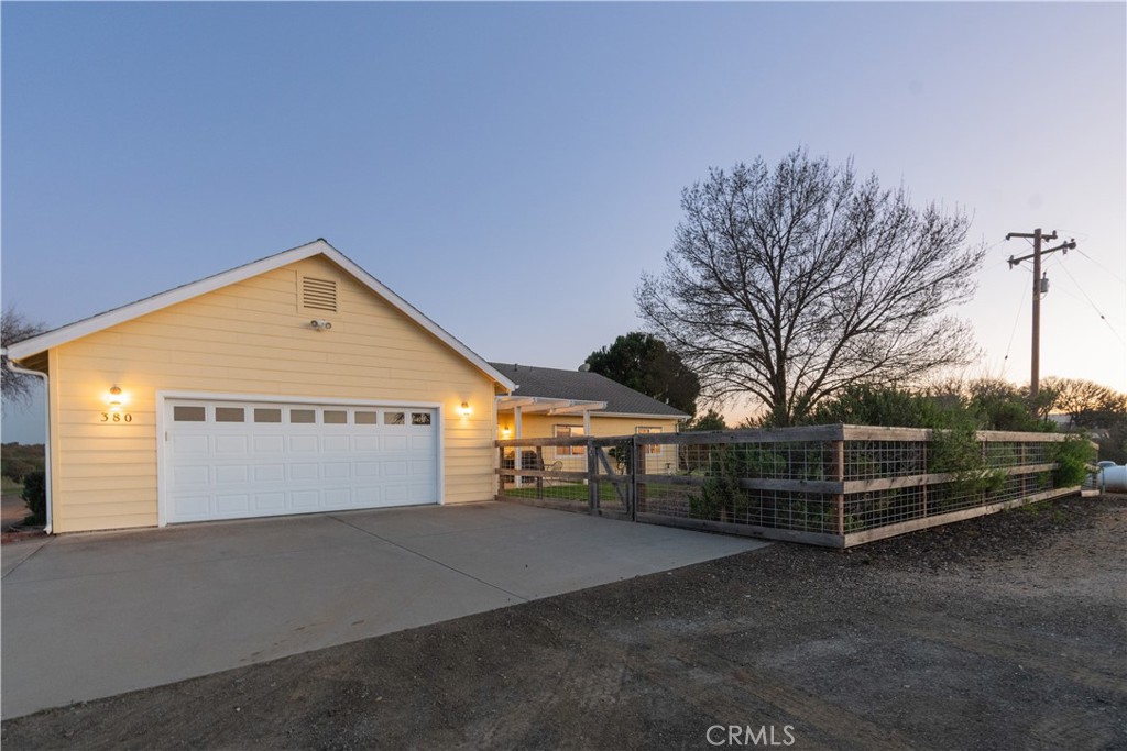 390 San Marcos Road Paso Robles, CA 93446 - Photo 27 of 62 a view of a house with a garage