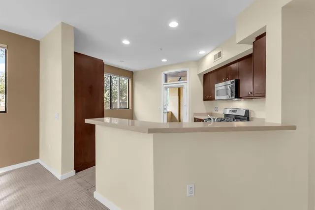 $509,000 | 910 East Palm Canyon Drive, Unit 101, Palm Springs, CA 92264