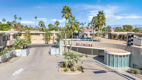 $509,000 | 910 East Palm Canyon Drive, Unit 101, Palm Springs, CA 92264