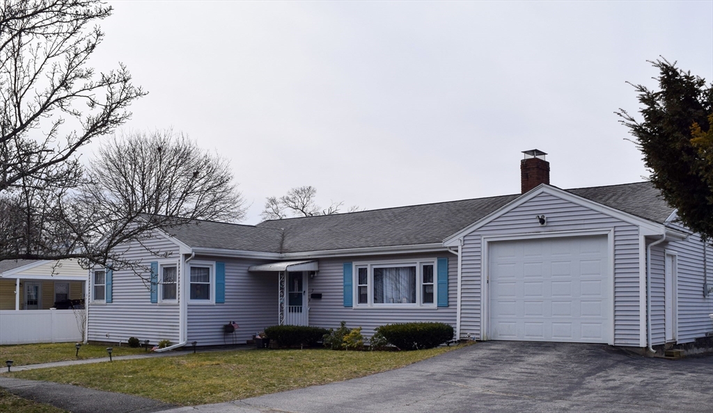 7 Margaret Road Peabody, MA 01960 - Photo 1 of 31 Gallery Image 1