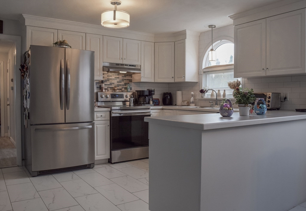 7 Margaret Road Peabody, MA 01960 - Photo 22 of 31 Gallery Image 22